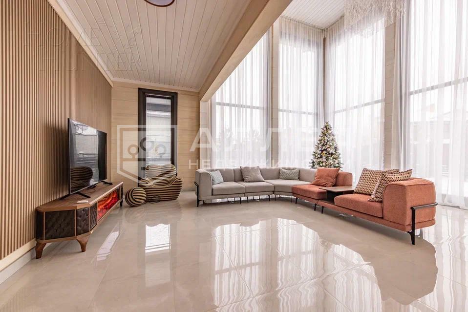 2-этажный коттедж 474 м² с отделкой