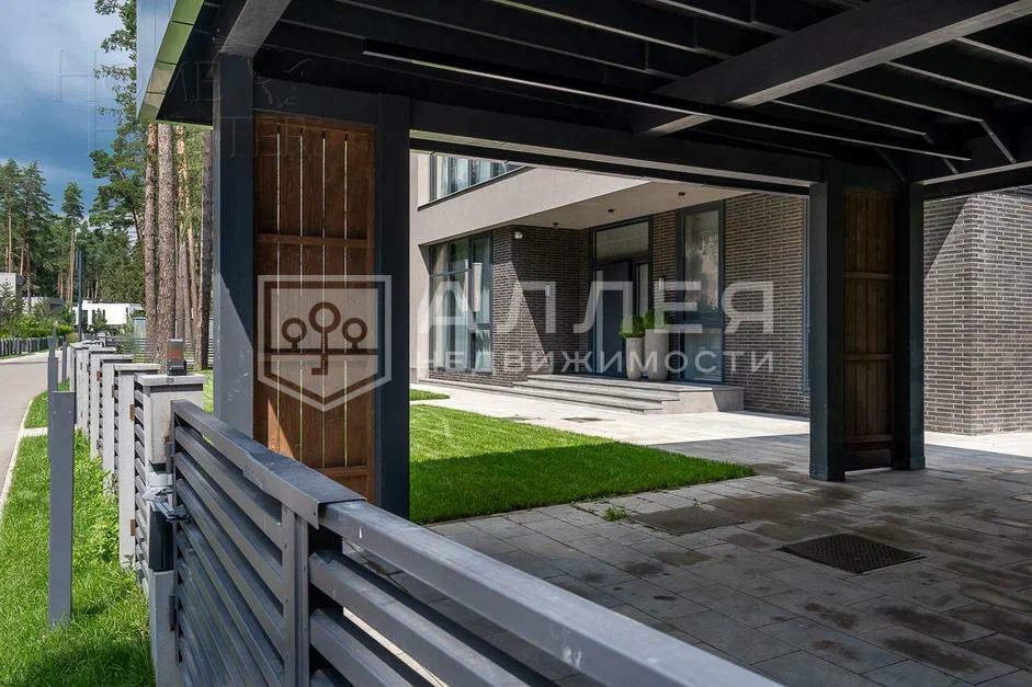 2-этажный коттедж 380 м² с отделкой