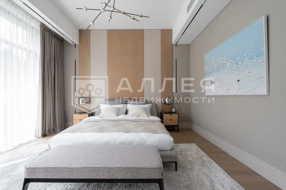 2-этажный коттедж 380 м² с отделкой