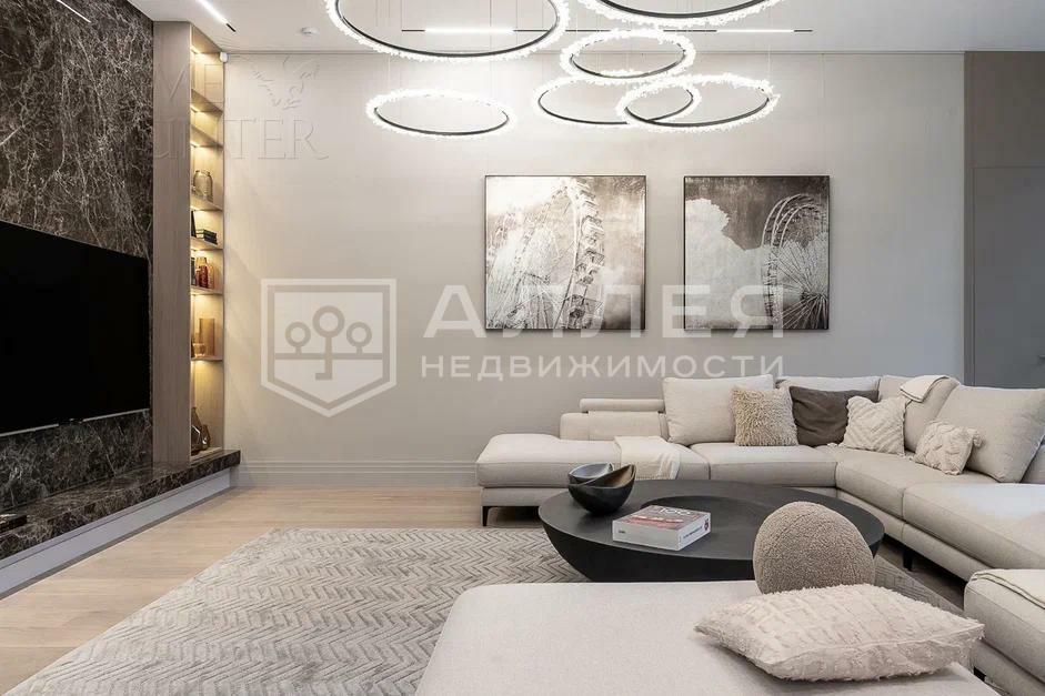 2-этажный коттедж 380 м² с отделкой