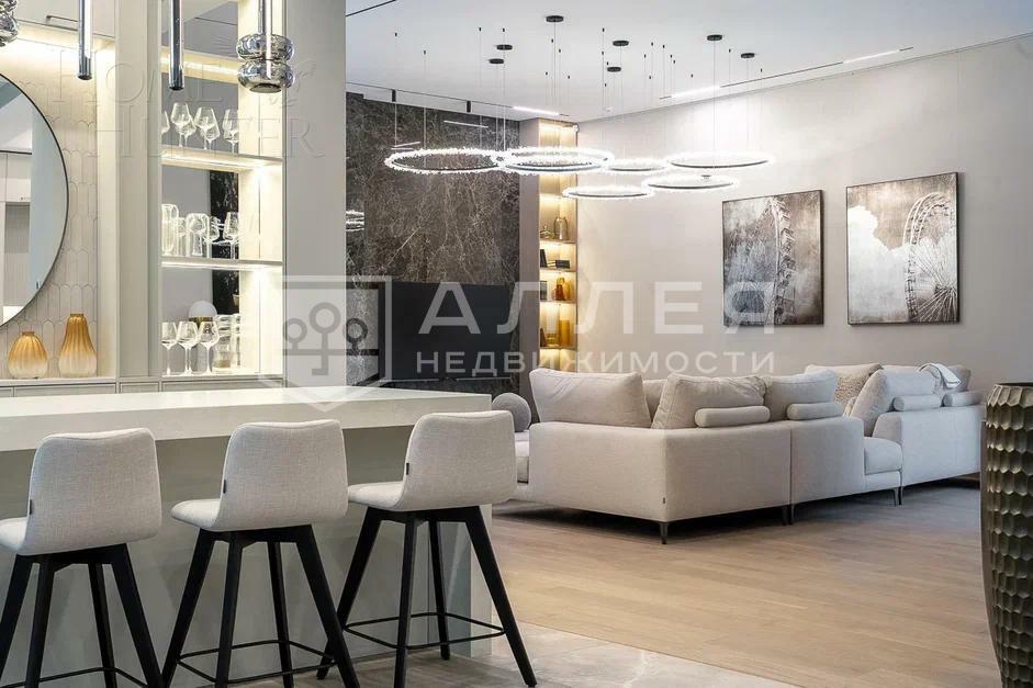 2-этажный коттедж 380 м² с отделкой