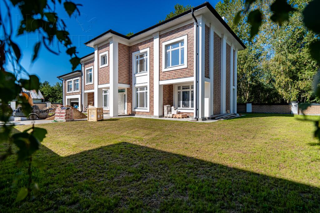 2-этажный коттедж 660 м² с отделкой