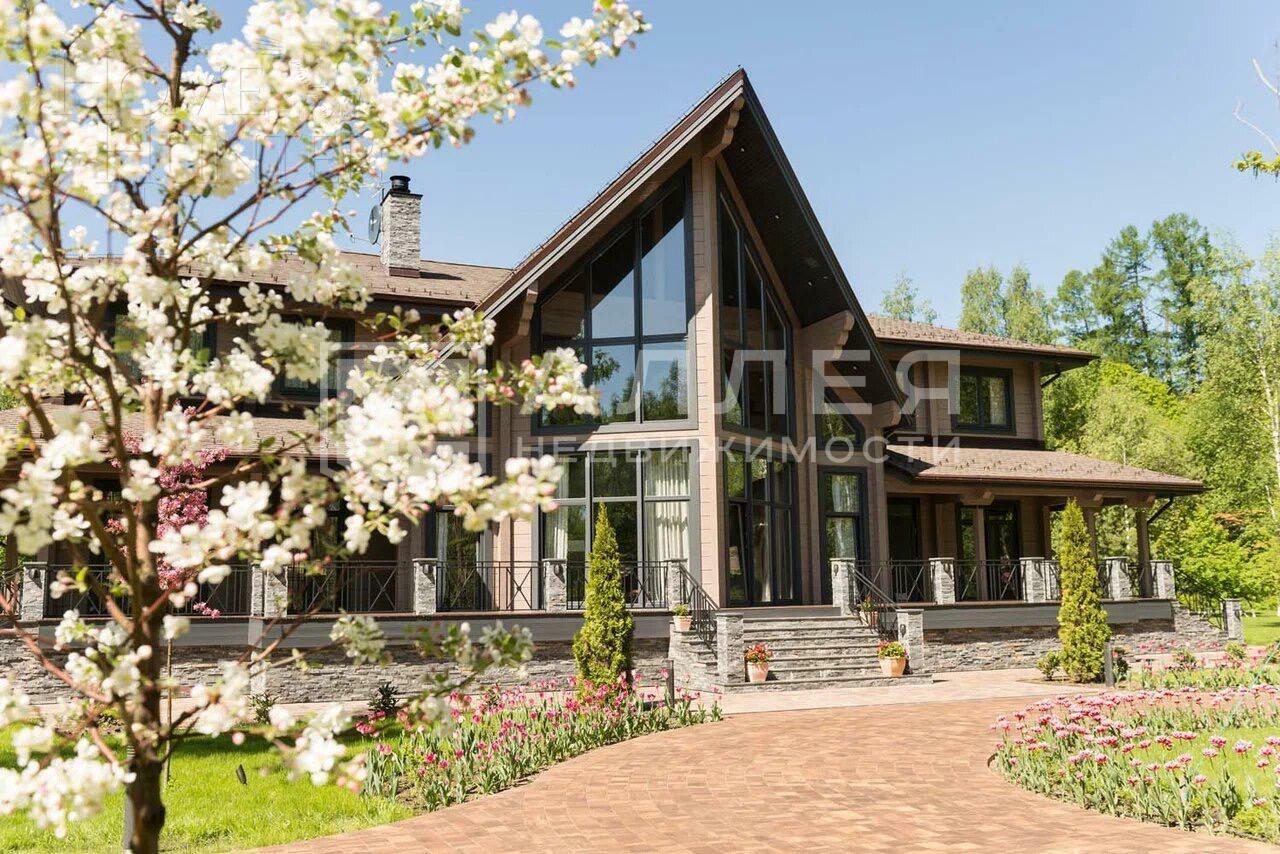 2-этажный коттедж 2 010 м² с отделкой