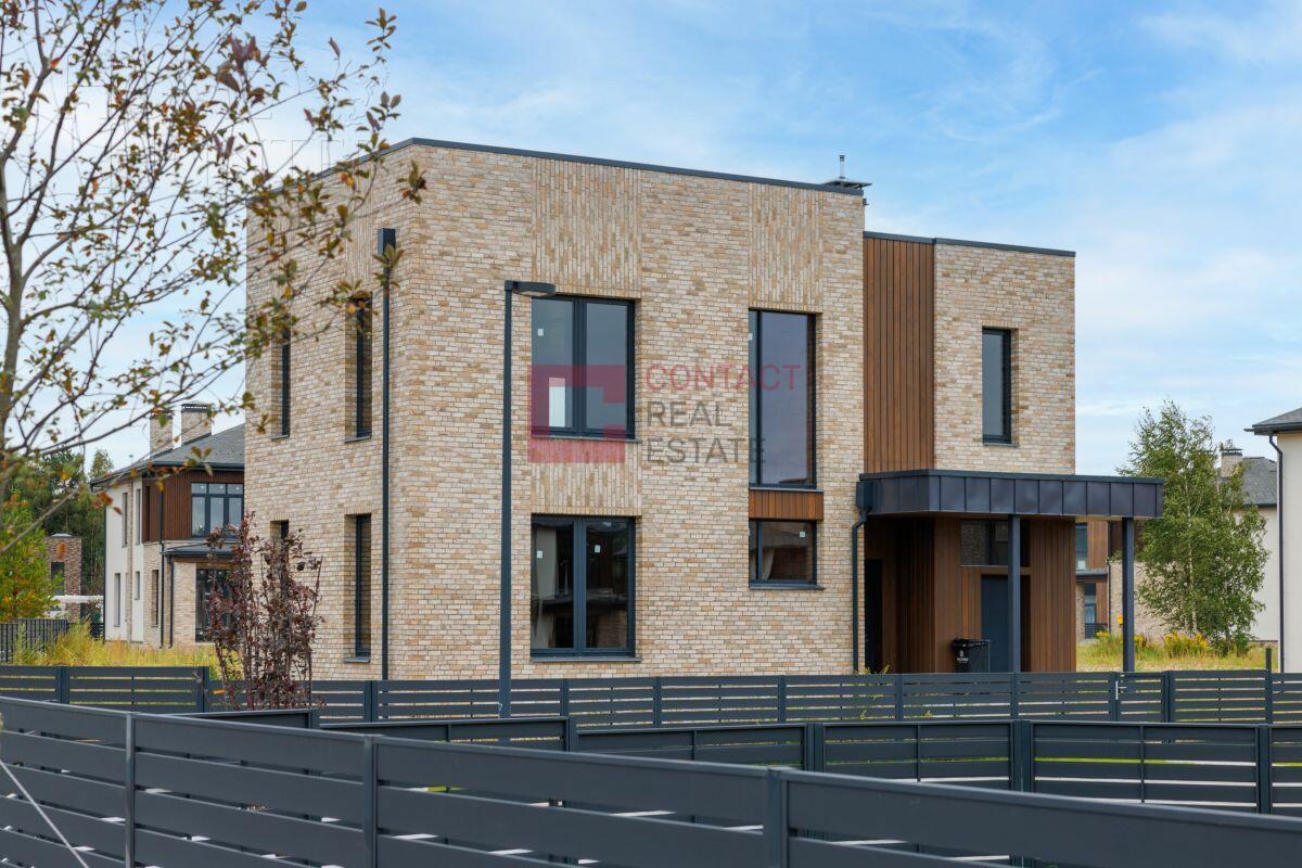 2-этажный коттедж 283 м² без отделки