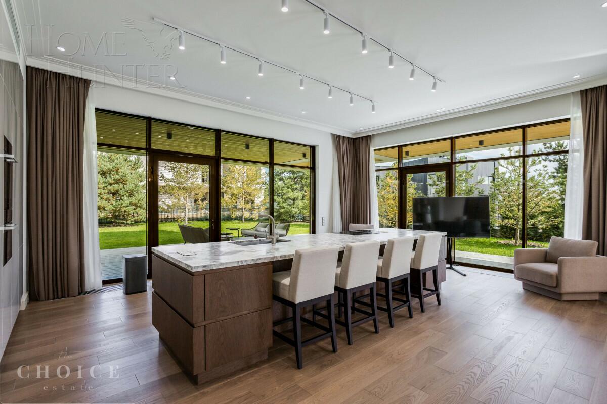 2-этажный коттедж 730 м² с отделкой