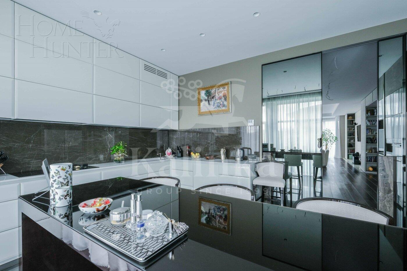 2-этажный коттедж 438 м² с отделкой