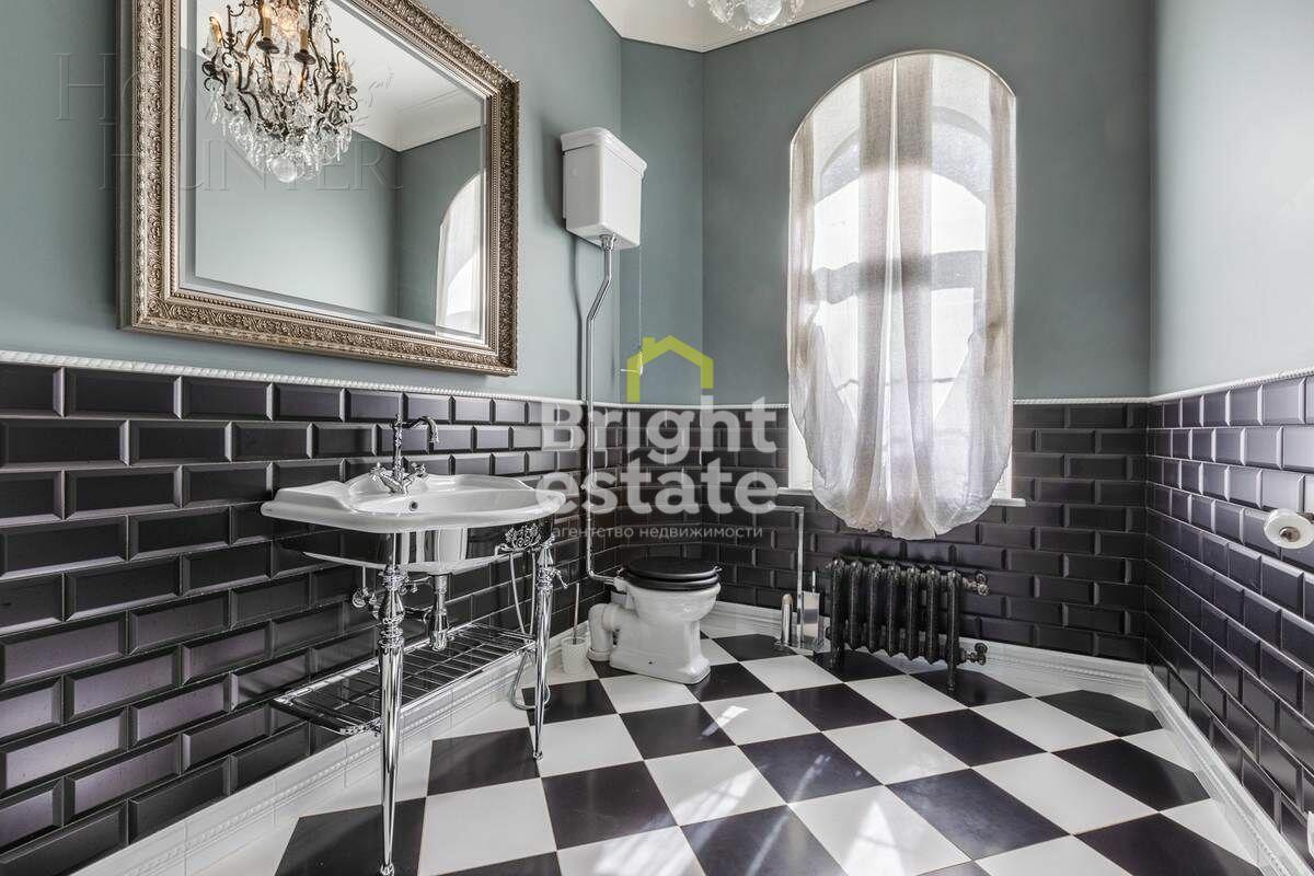 2-этажный коттедж 1 060 м² с отделкой