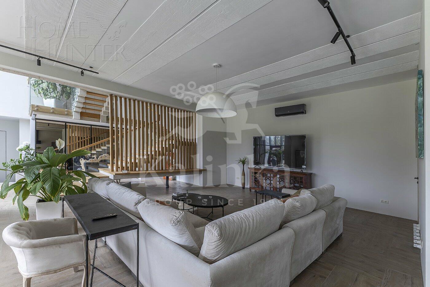 2-этажный коттедж 800 м² с отделкой