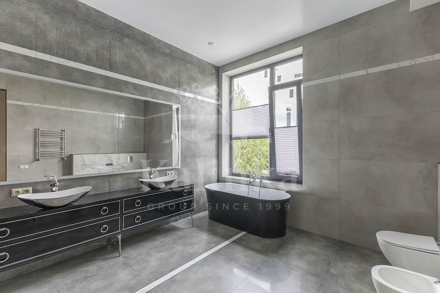 2-этажный коттедж 800 м² с отделкой