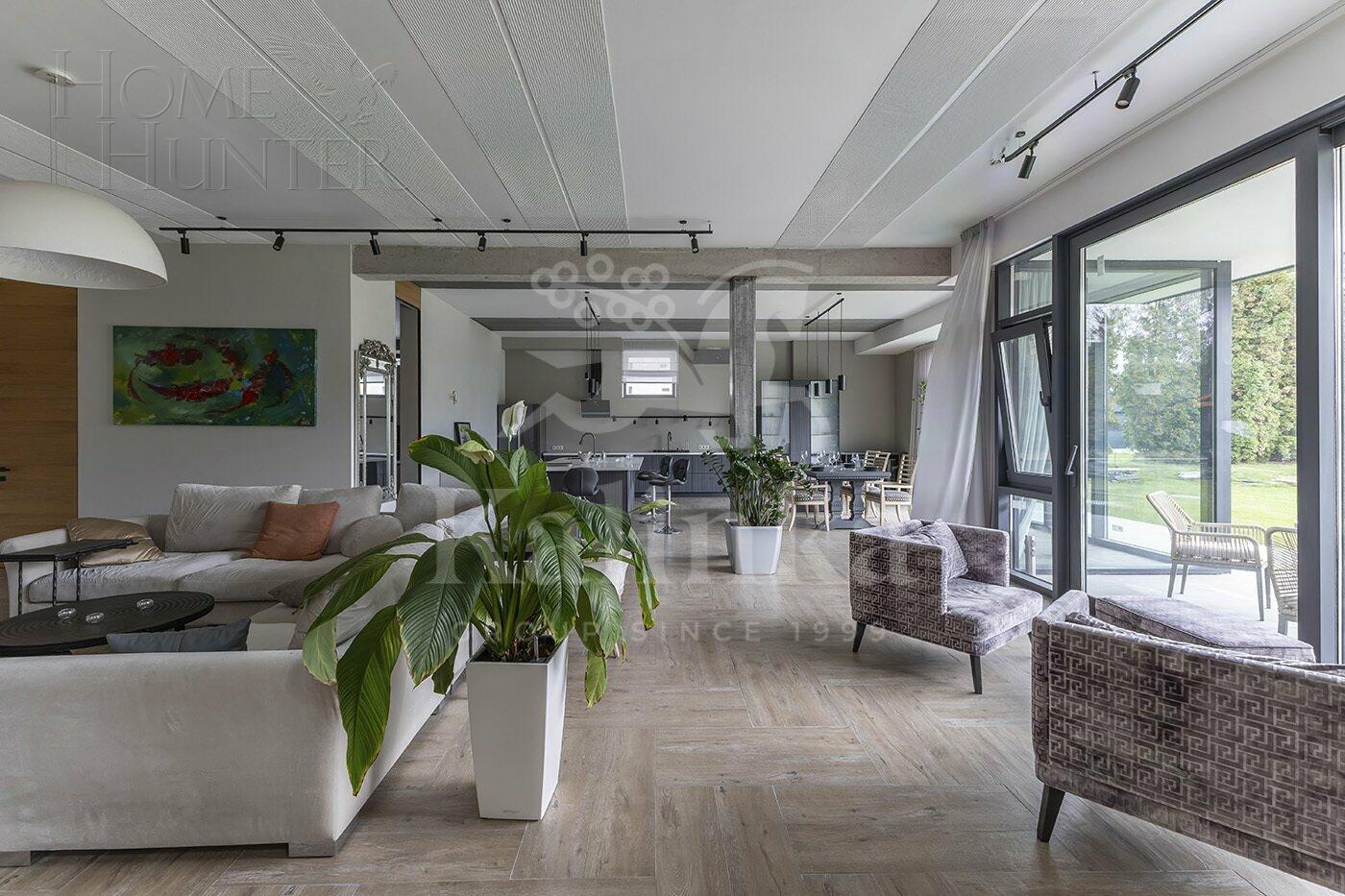 2-этажный коттедж 800 м² с отделкой