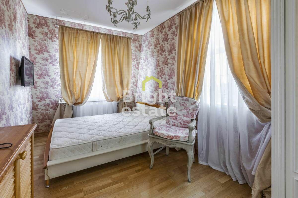 2-этажный коттедж 1 060 м² с отделкой