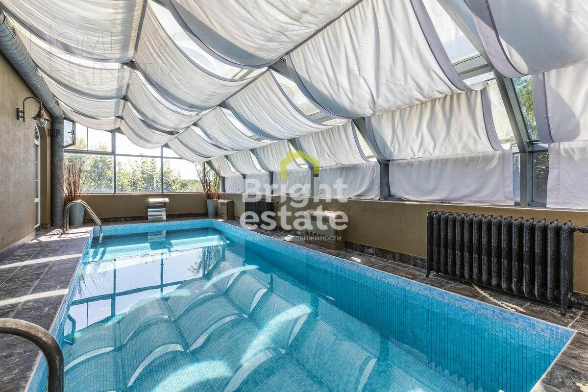 2-этажный коттедж 1 060 м² с отделкой