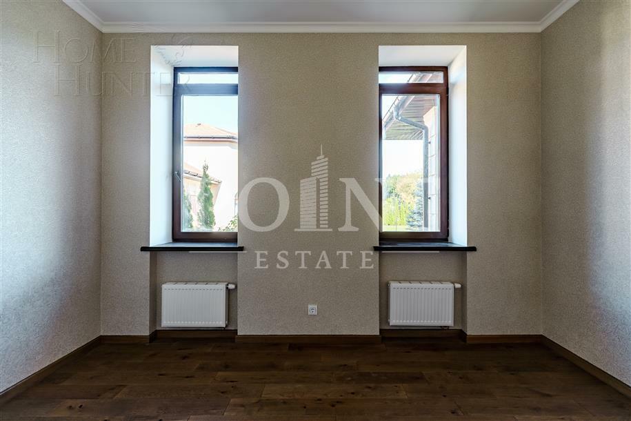 2-этажный коттедж 400 м² с отделкой