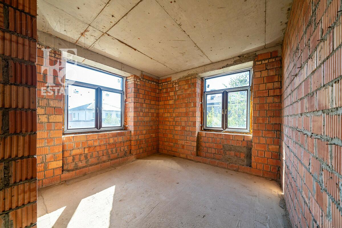 2-этажный коттедж 858 м² без отделки