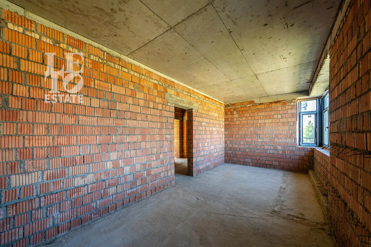 2-этажный коттедж 858 м² без отделки