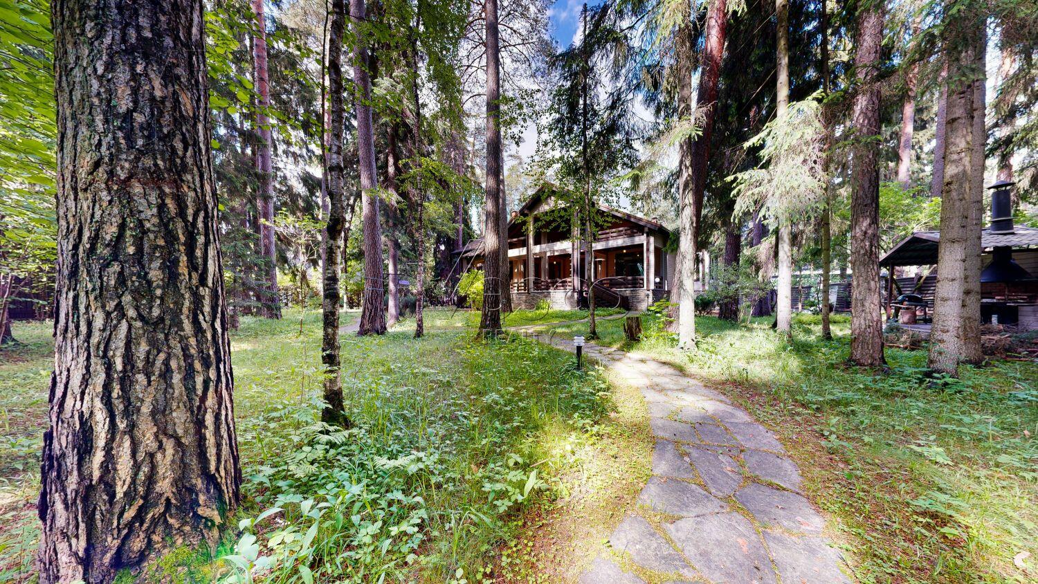 2-этажный коттедж 820 м² с отделкой