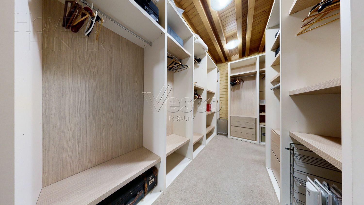 2-этажный коттедж 820 м² с отделкой