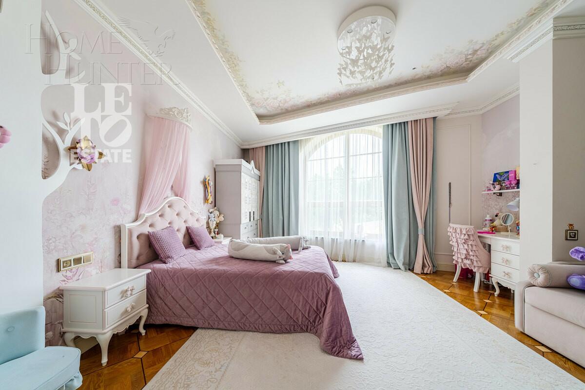 2-этажный коттедж 1 000 м² с отделкой