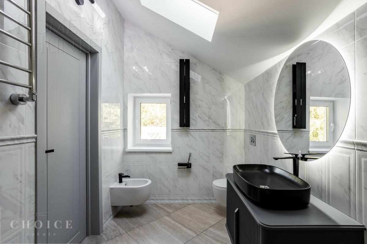 1-этажный коттедж 270 м² с отделкой