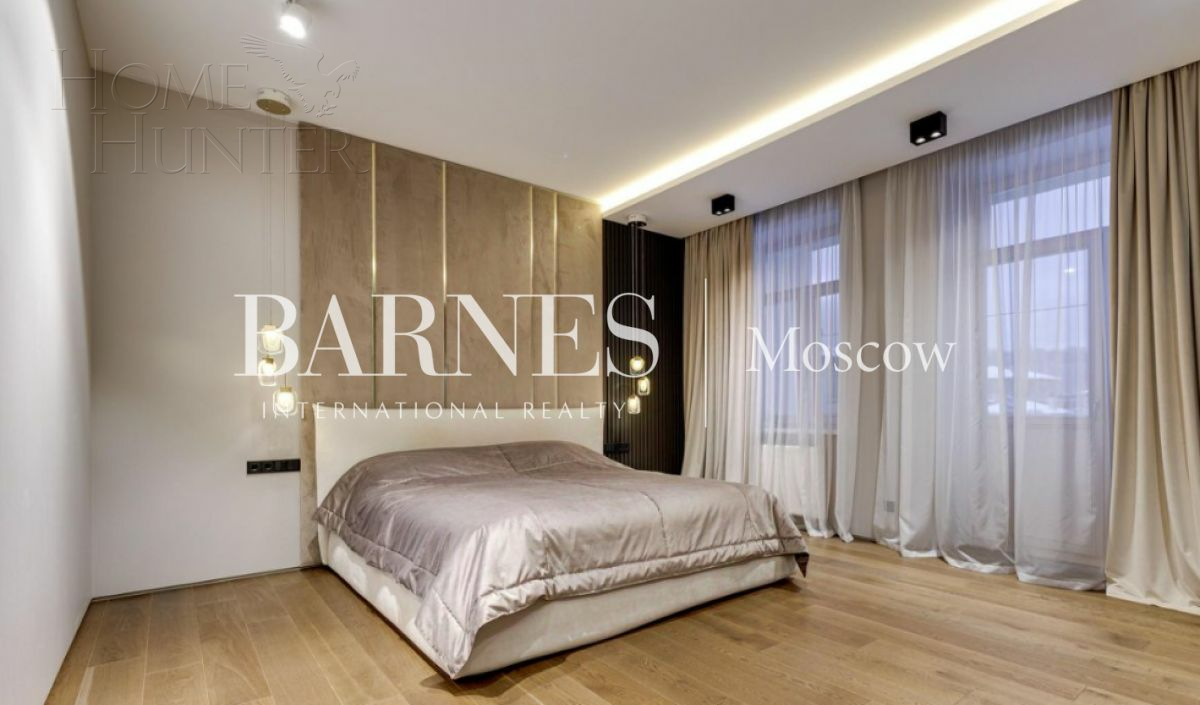 2-этажный коттедж 688 м² с отделкой