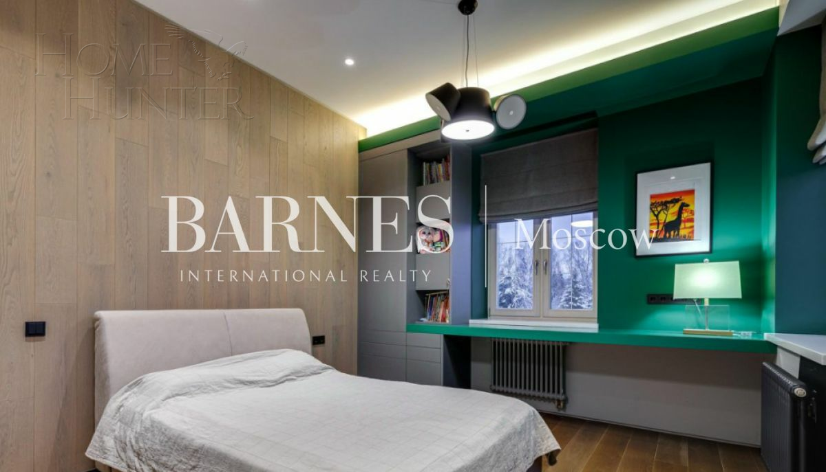 2-этажный коттедж 688 м² с отделкой