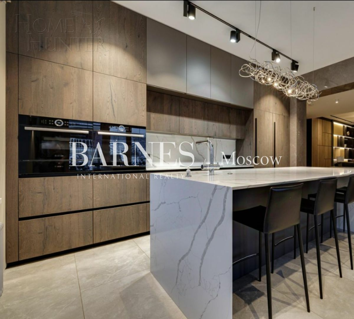 2-этажный коттедж 688 м² с отделкой