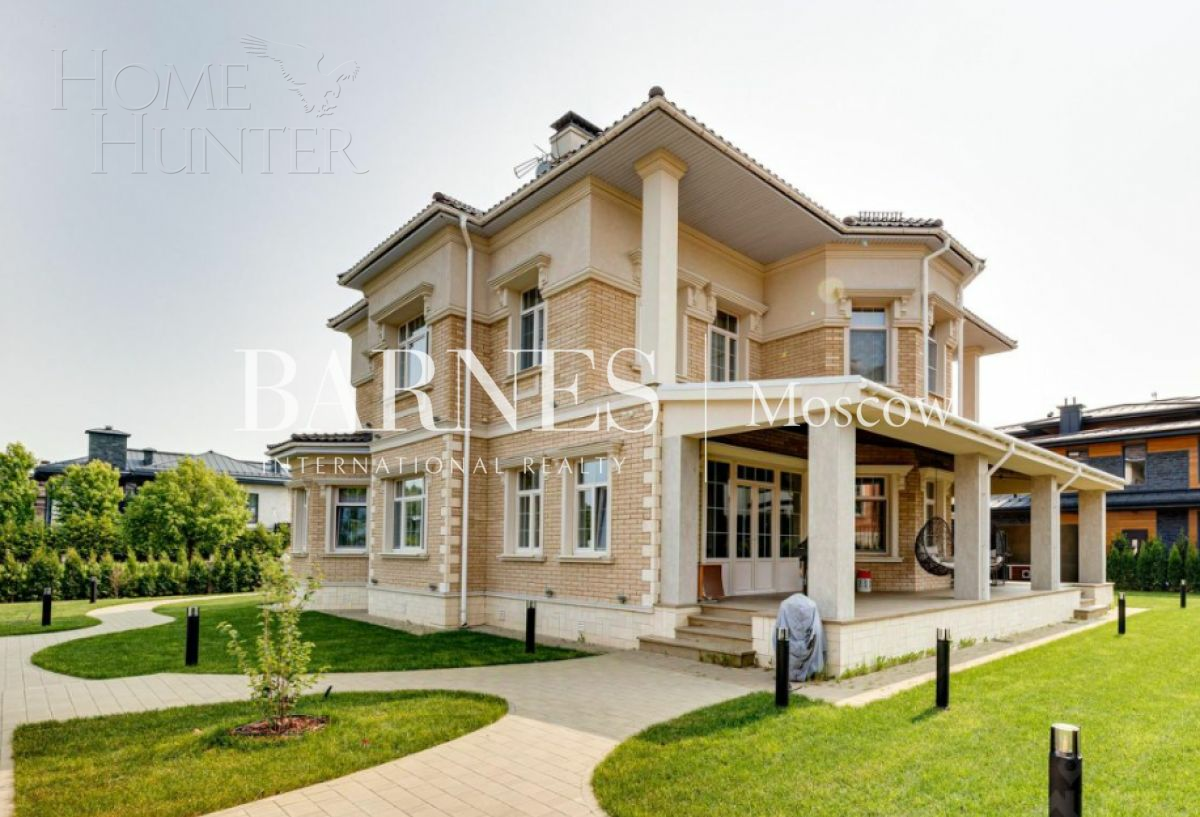 2-этажный коттедж 688 м² с отделкой