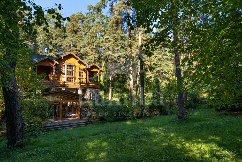 2-этажный коттедж 580 м² с отделкой