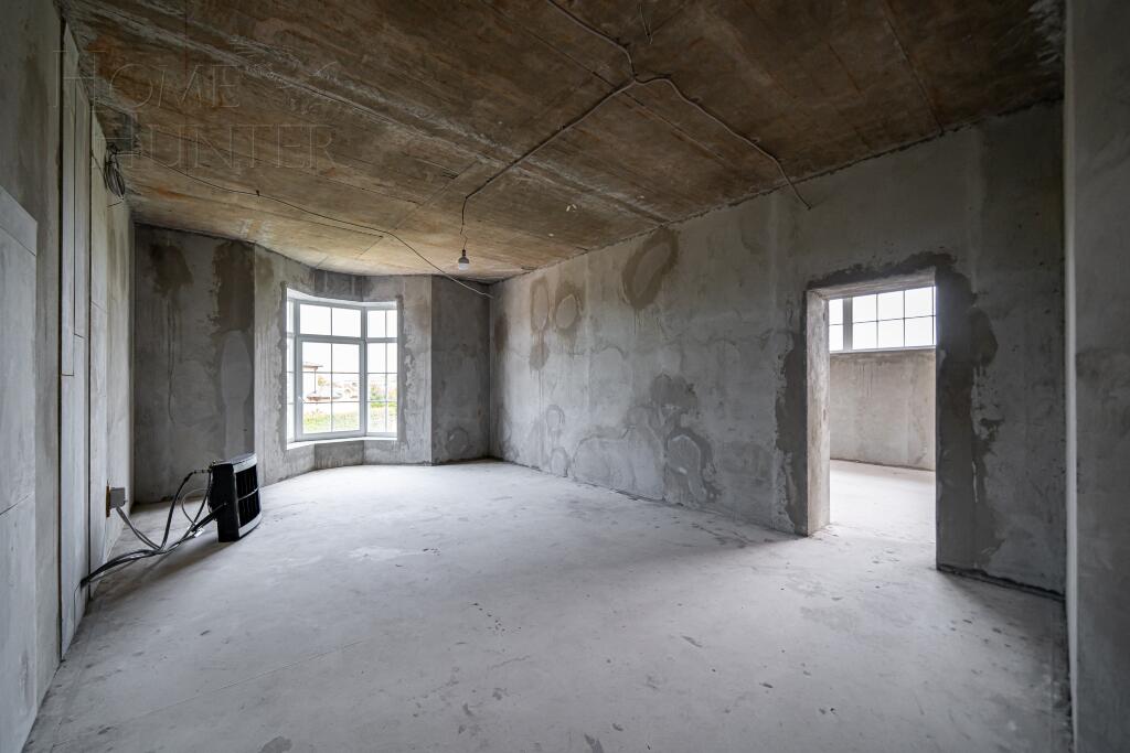 3-этажный коттедж 1 200 м² без отделки