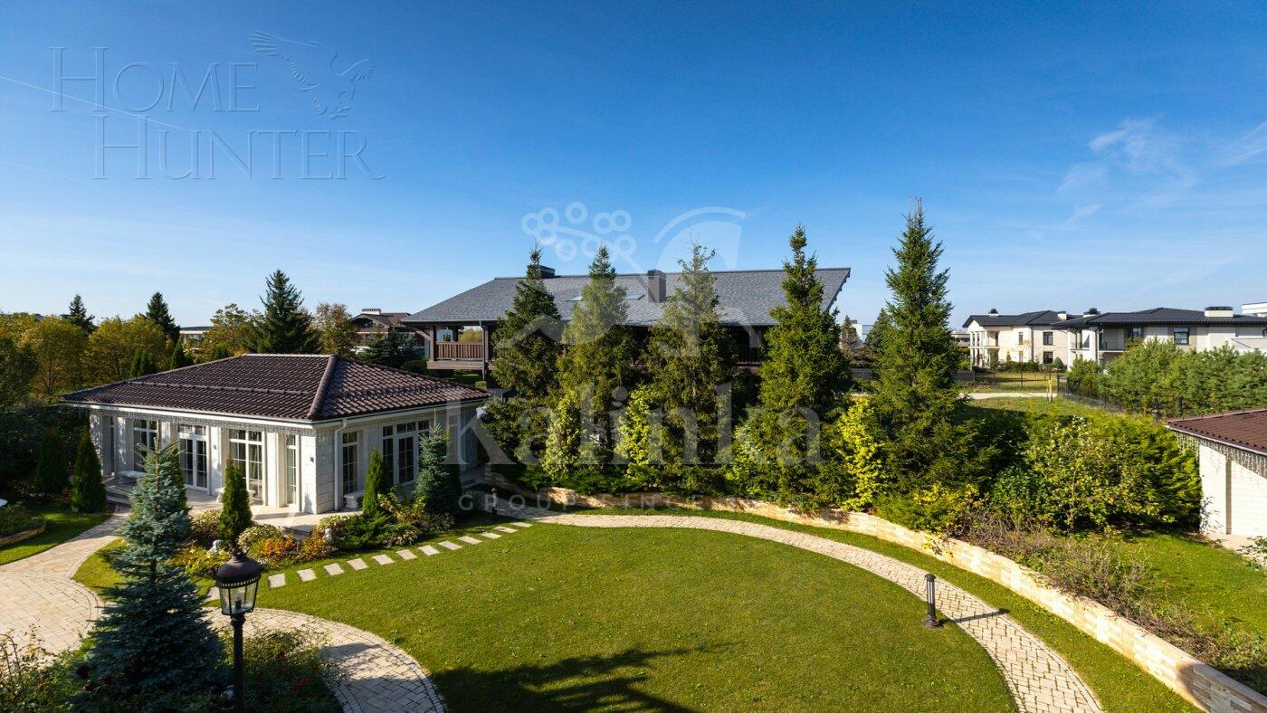 2-этажный коттедж 550 м² с отделкой