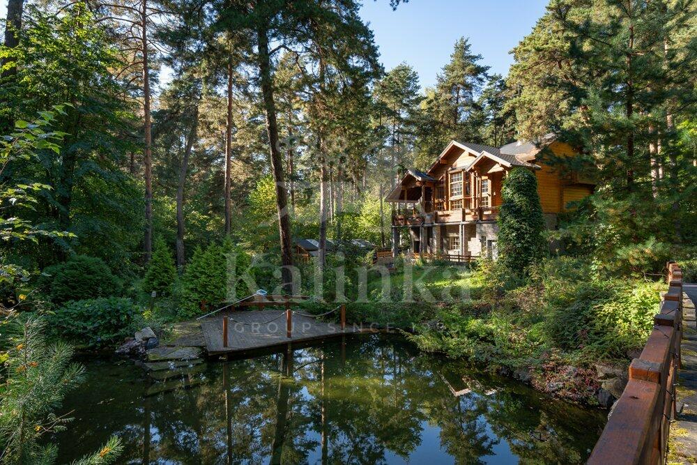 2-этажный коттедж 580 м² с отделкой