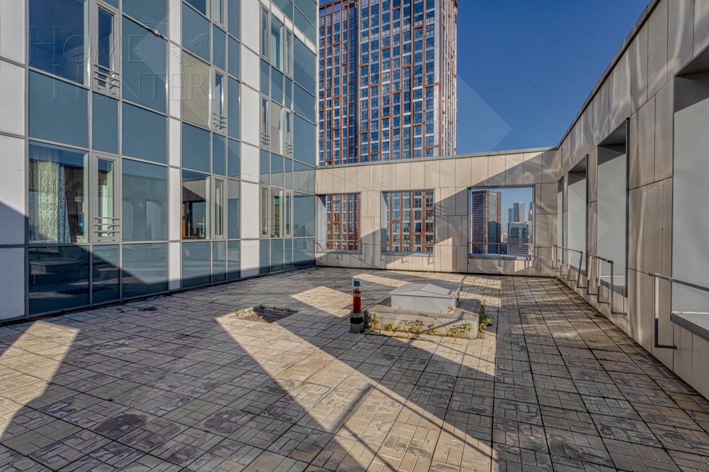 3-КОМН. КВАРТИРА С ОТДЕЛКОЙ 100 М² НА 25 ЭТАЖЕ