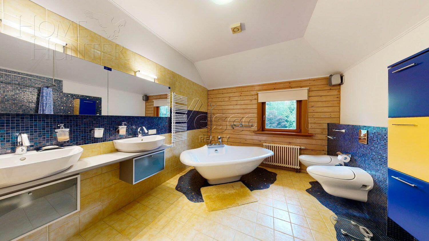 2-этажный коттедж 820 м² с отделкой