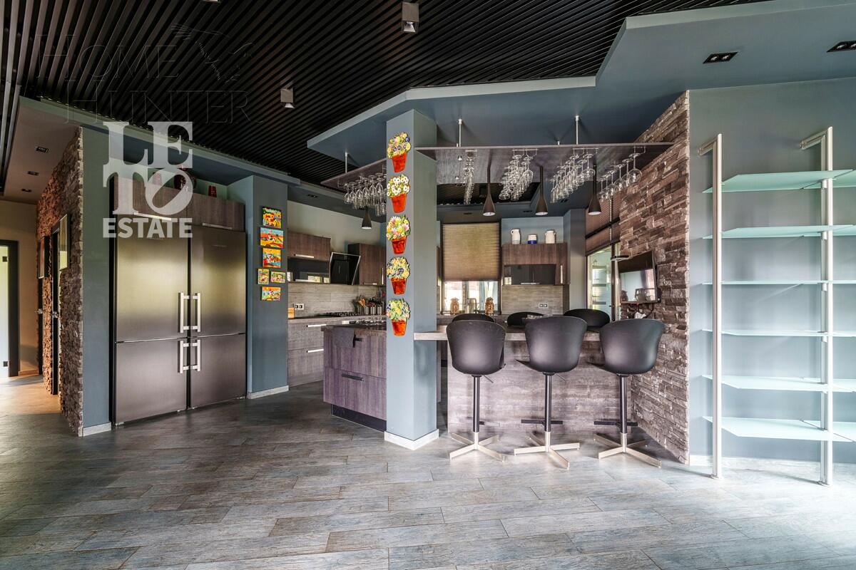 2-этажный коттедж 404 м² с отделкой