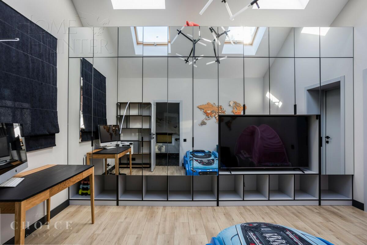 1-этажный коттедж 270 м² с отделкой