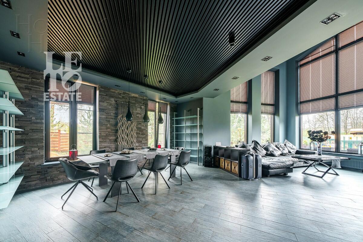 2-этажный коттедж 404 м² с отделкой