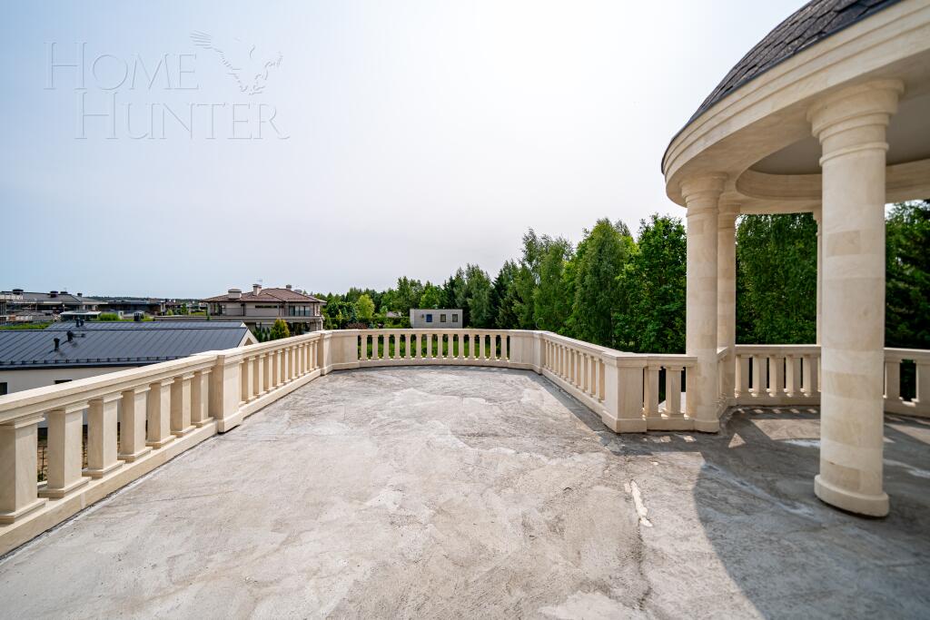 3-этажный коттедж 1 200 м² без отделки