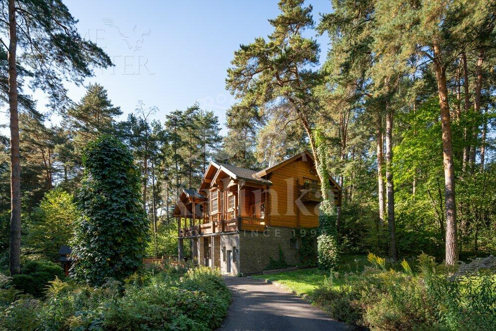 2-этажный коттедж 580 м² с отделкой