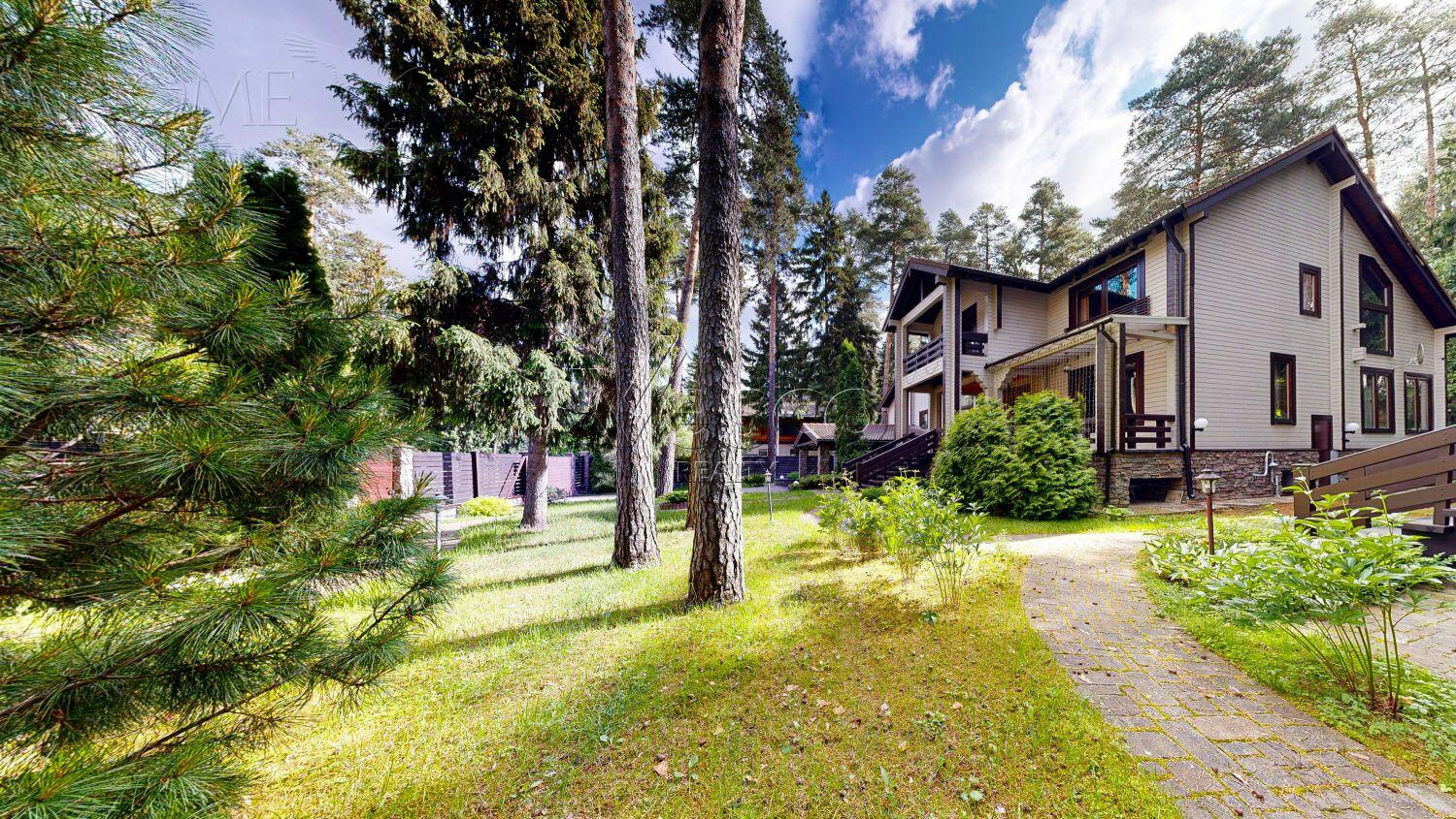 2-этажный коттедж 820 м² с отделкой