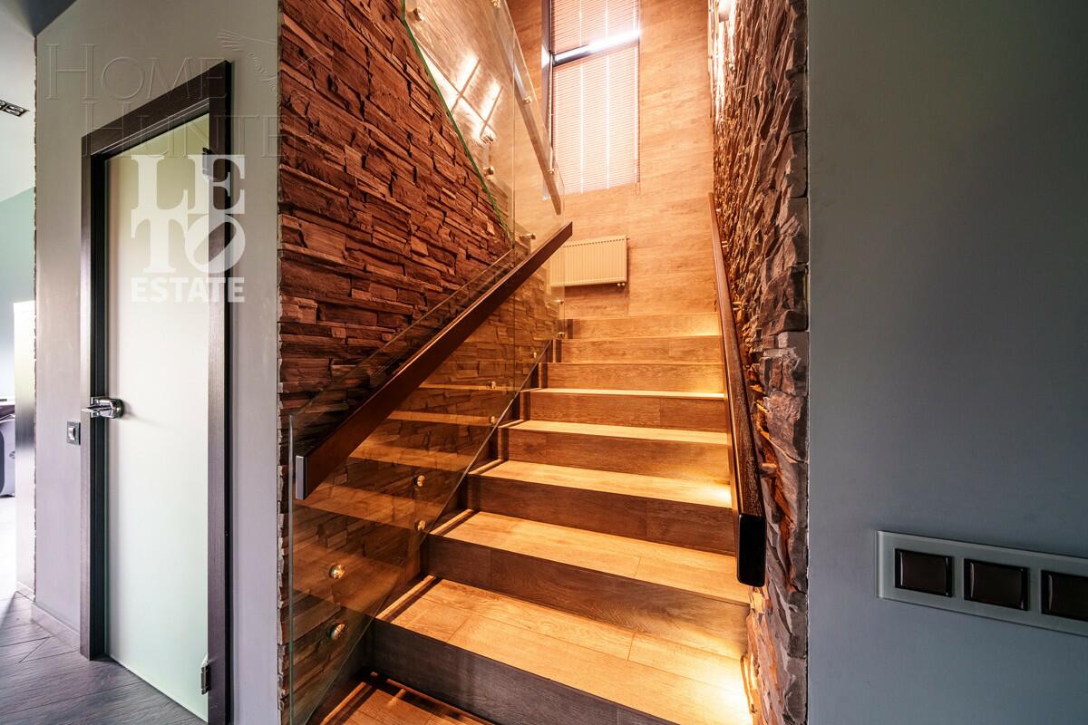 2-этажный коттедж 404 м² с отделкой