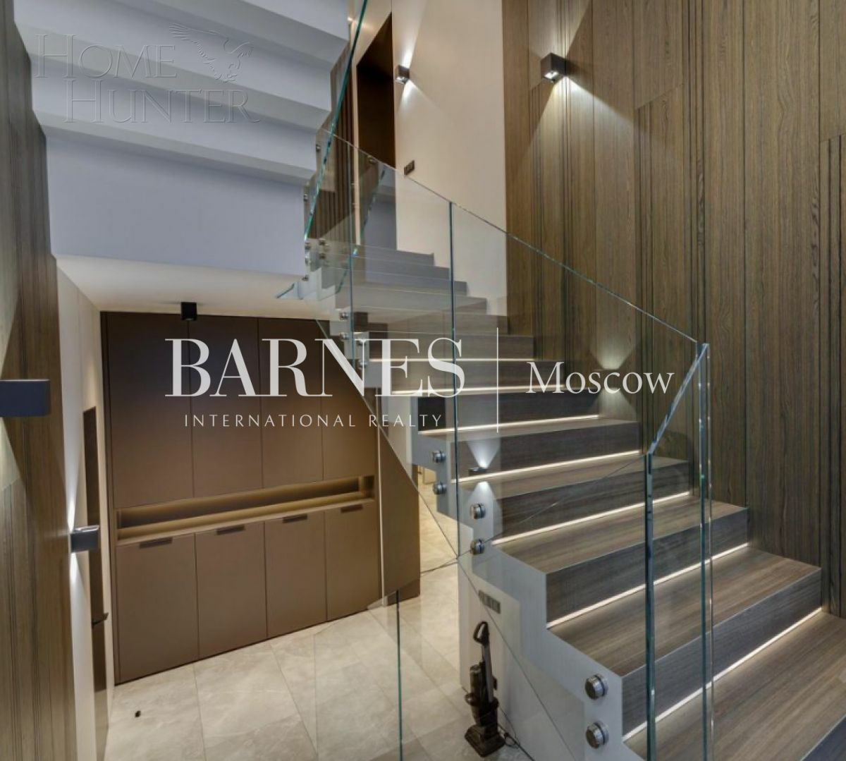 2-этажный коттедж 688 м² с отделкой