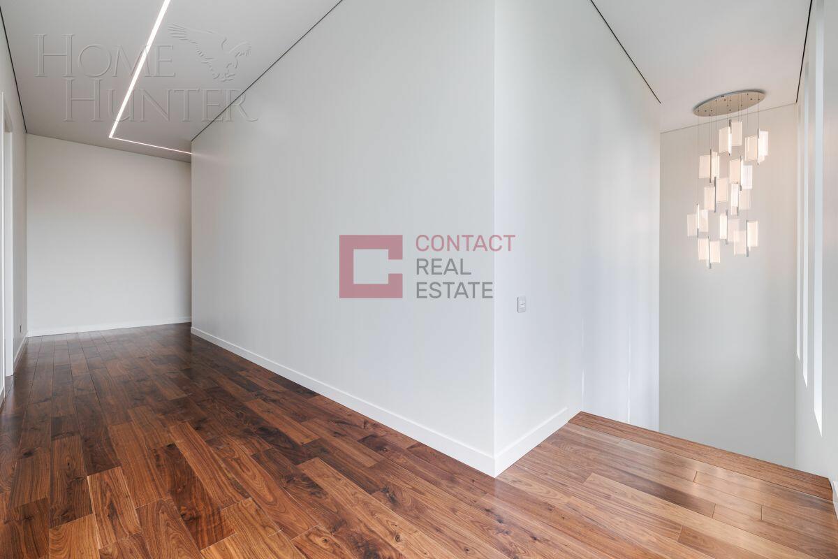 2-этажный коттедж 650 м² с отделкой