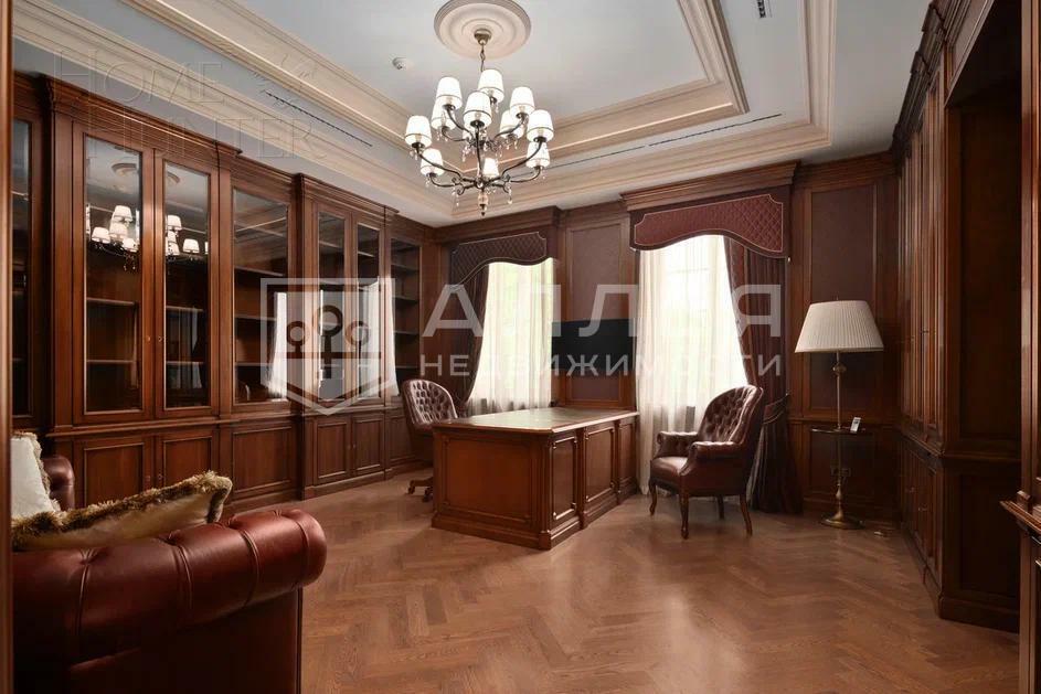 2-этажный коттедж 1 211 м² с отделкой