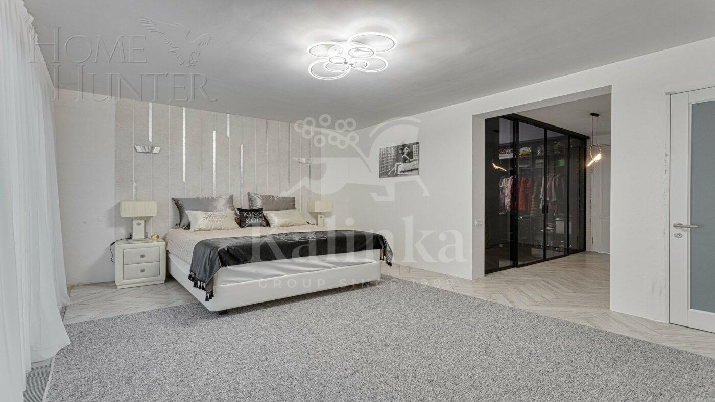 2-этажный коттедж 250 м² с отделкой