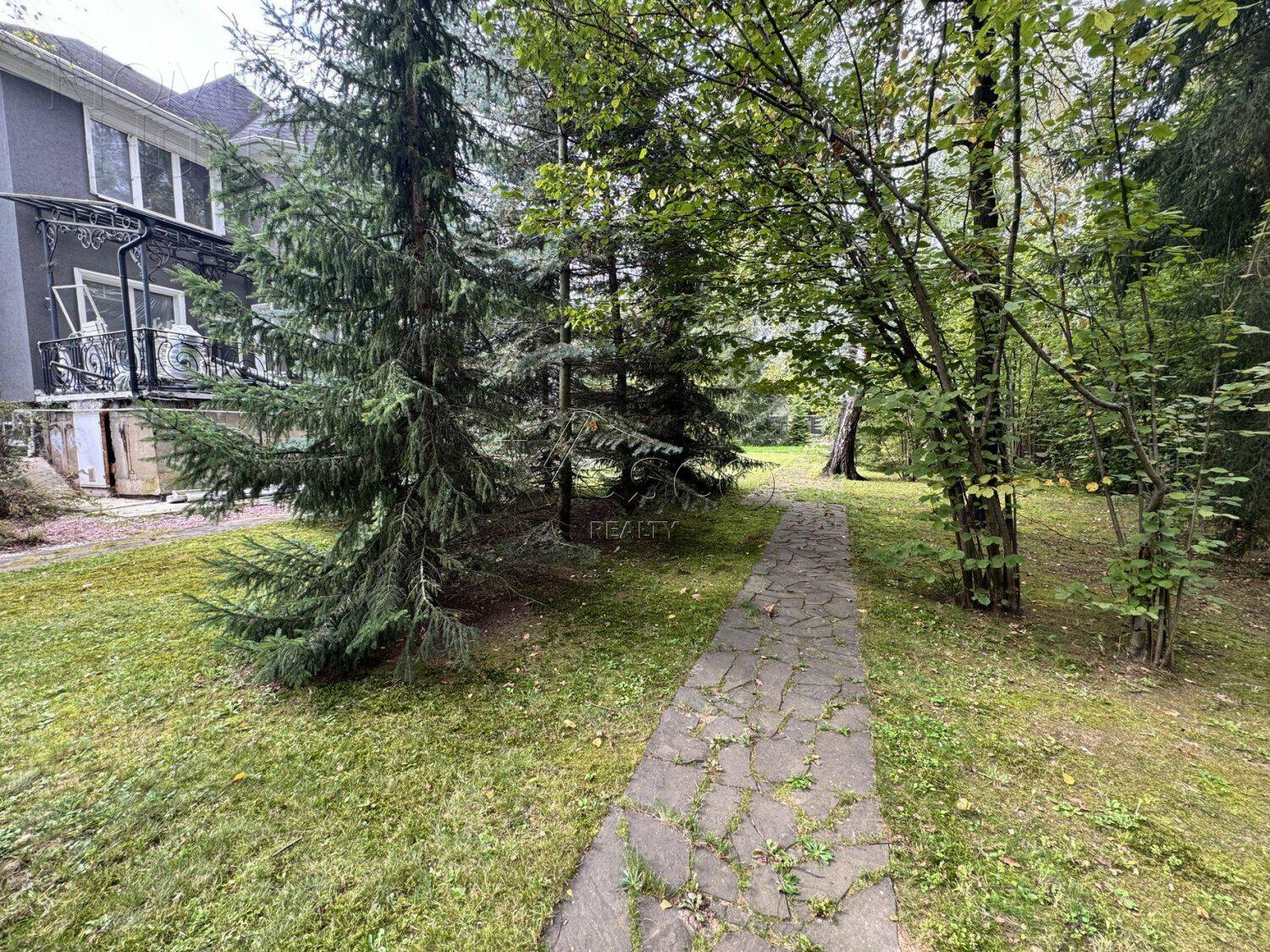 2-этажный коттедж 450 м² без отделки