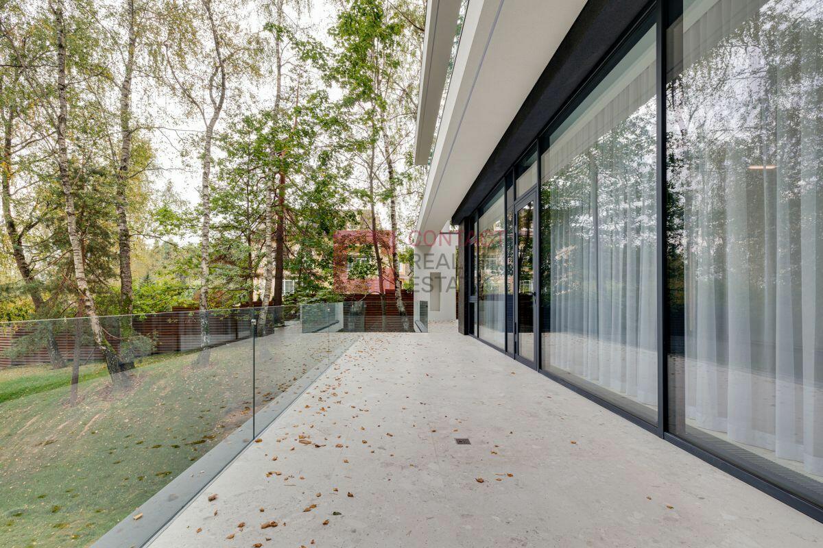 2-этажный коттедж 650 м² с отделкой