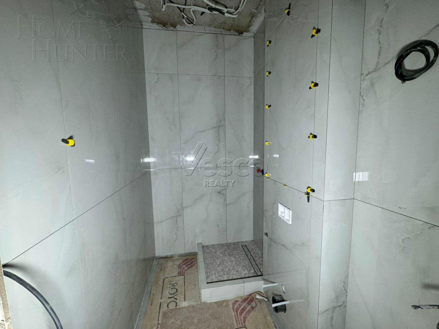 2-этажный коттедж 450 м² без отделки