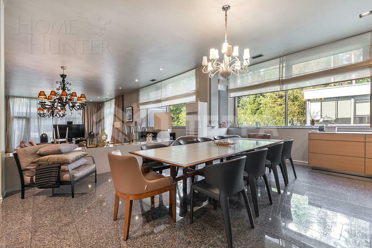 2-этажный коттедж 1 230 м² с отделкой