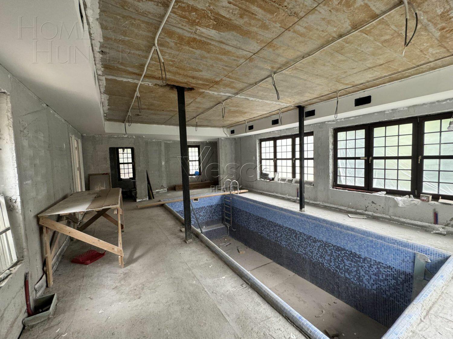 2-этажный коттедж 450 м² без отделки