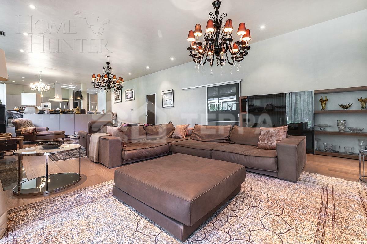 2-этажный коттедж 1 230 м² с отделкой